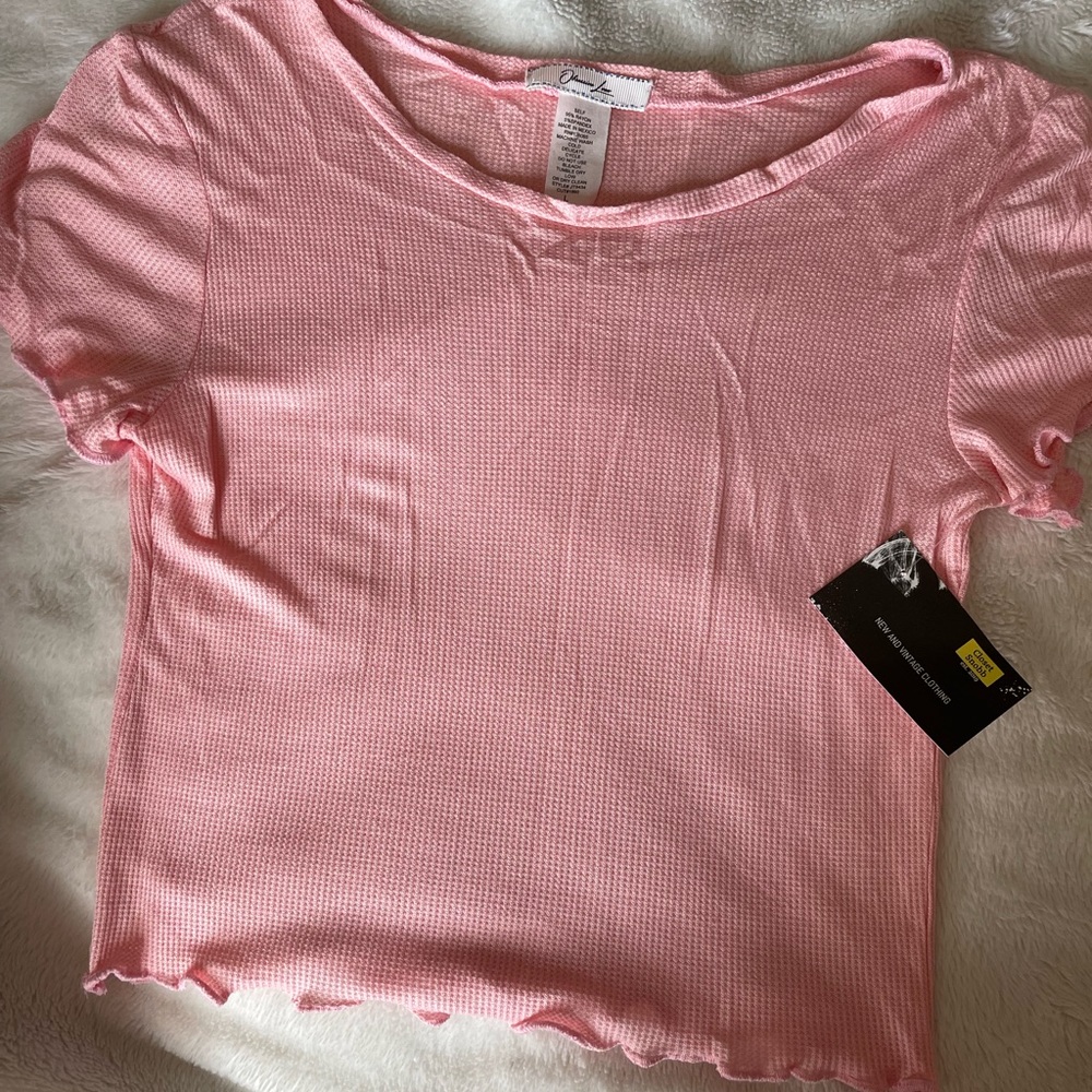 Pink cropped tee